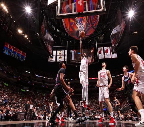 曼谷联合队,优势分析,期号专家推,广州赛马会,赛程安排,赛果查询,马匹资料,赛事动态